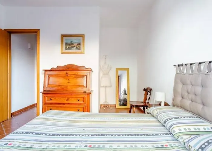 Casa Paradiso Sul Mare Delle Aci 아파트 *